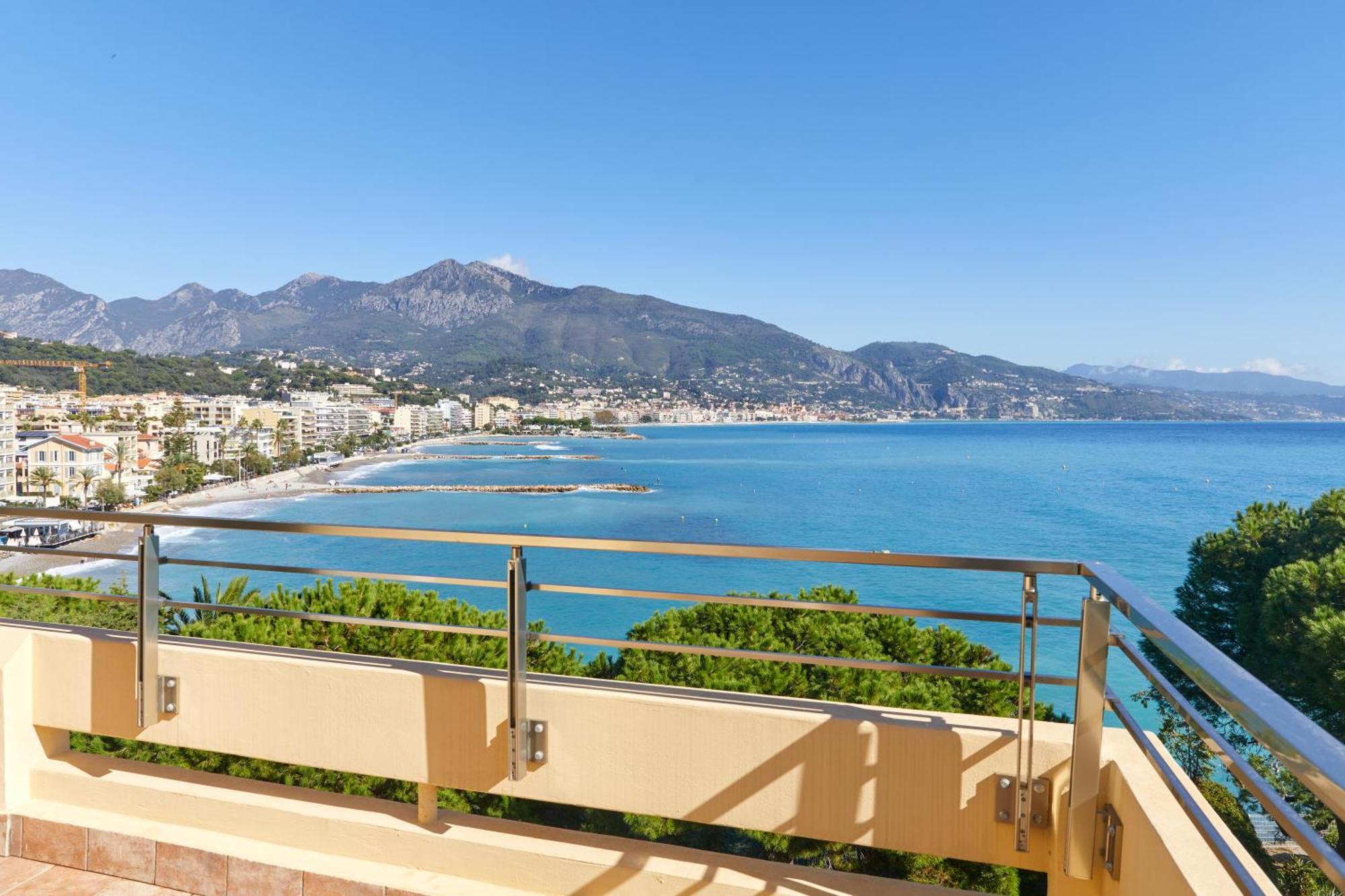 Hotel Alexandra Roquebrune-Cap-Martin Bagian luar foto