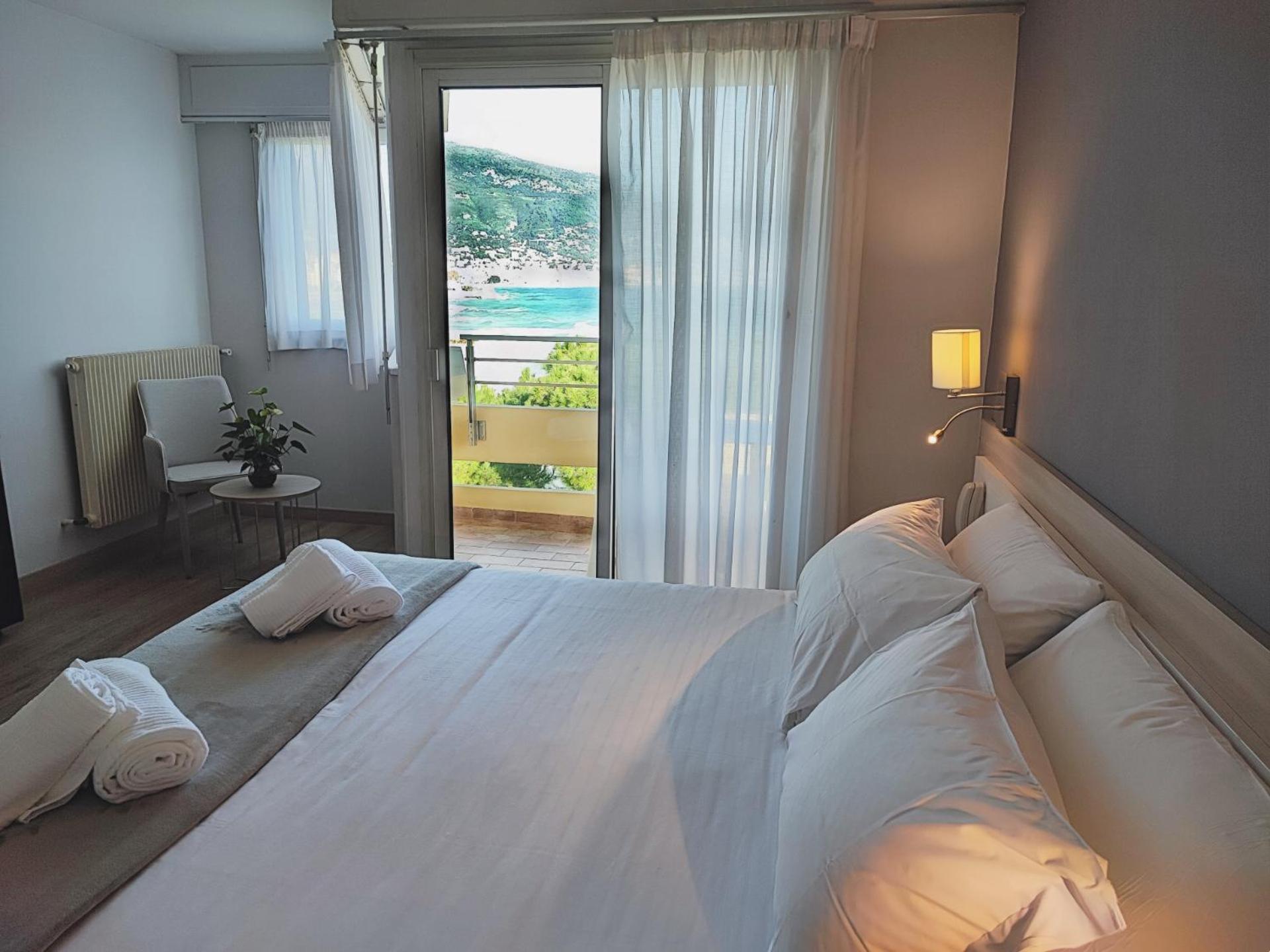 Hotel Alexandra Roquebrune-Cap-Martin Bagian luar foto